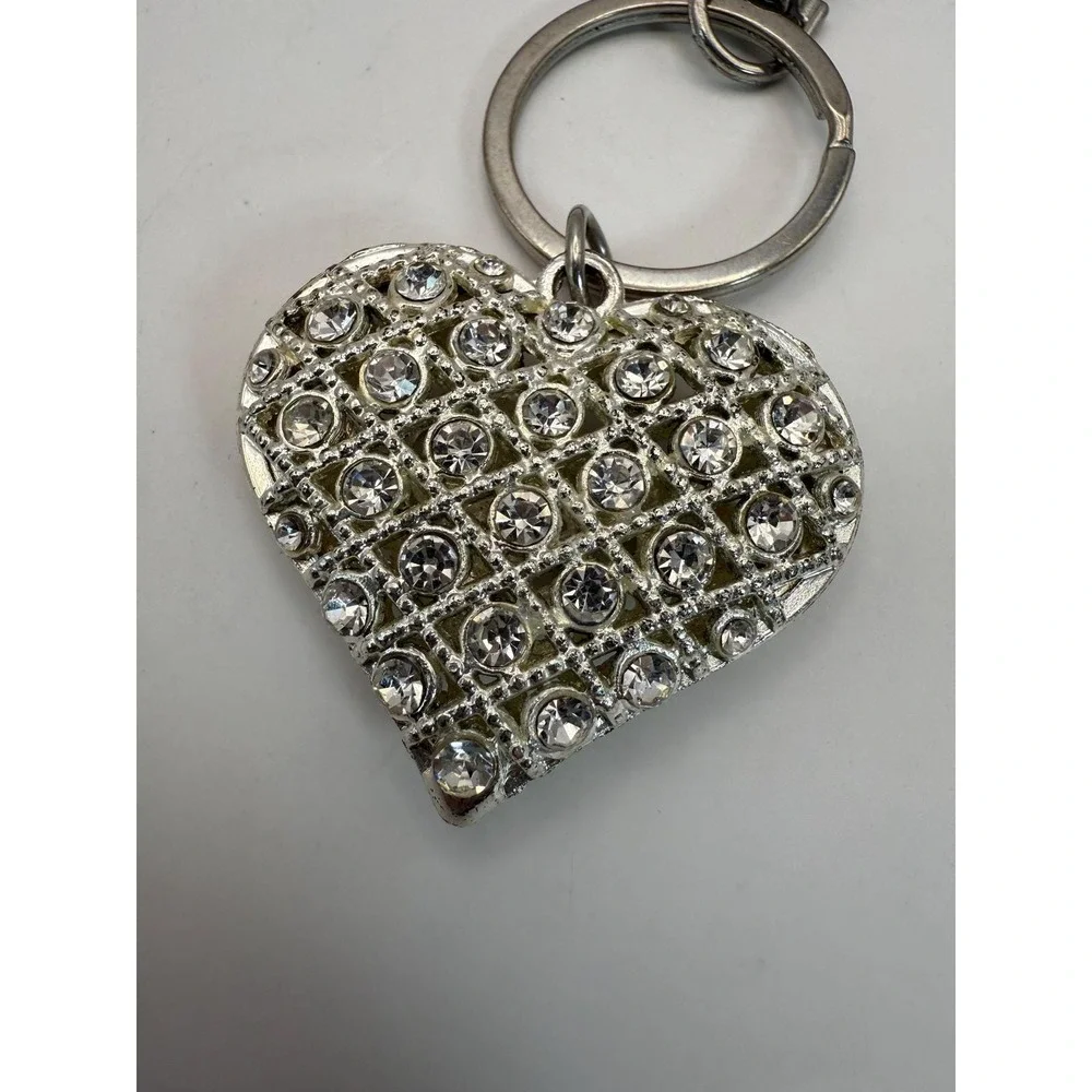 Vintage Silver Tone Rhinestone Heart Keychain –‎ Sparkly Novelty Accessory